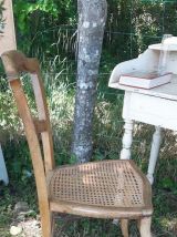 ensemble coiffeuse et sa chaise