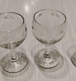12 Verres à porto ou vin cuit