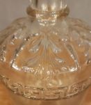 Carafe motifs feuilles très bon état vintage pas de bouchon