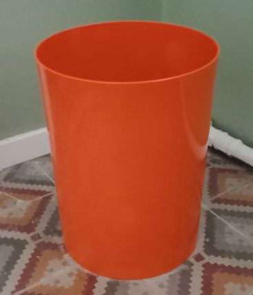 Corbeille à papier / porte-parapluie