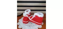Chaussons baskets Rouge en laine  layette, tricot fait main 
