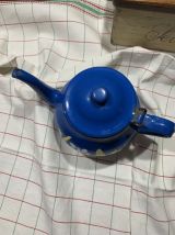 Théière émaillée bleu