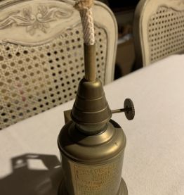 Lampe à pétrole olympe 
