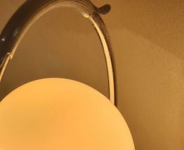 lampe  acier  peint  1960 a 70   bon etat  31x18  electrique