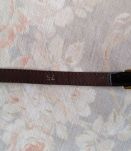 Ceinture cuir très fine noire boucle dorée