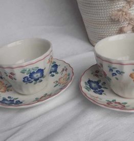  2 tasses thé CHURCHILL ENGLAND fleurs