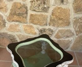 Table basse vitrée pieds boule