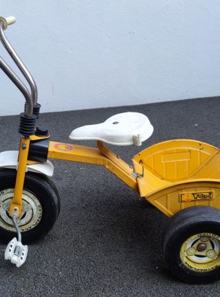 Tricycle 