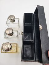 Coffret à parfum de voyage ancien