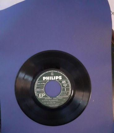 45 tours vinyle Johnny Halliday 