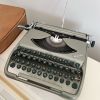 Machine à écrire kolibri GROMA