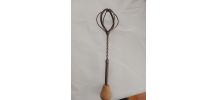 ancien fouet a patisserie vintage