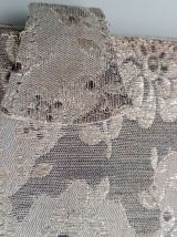 ancien portefeuille trés jolis avec ses dorures