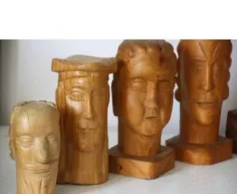 Jo Schinkel - Statues en bois de bustes de visages masculins