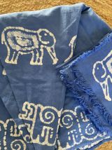 Nappe et serviettes en batik des années 80.