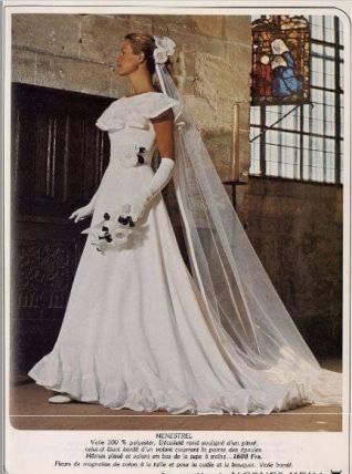 Robe de mariée PRONUPTIA  du couturier JACQUES HEIM modèle a