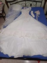 Robe de mariée PRONUPTIA  du couturier JACQUES HEIM modèle a