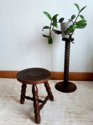 Tabouret de traite tripode vintage 