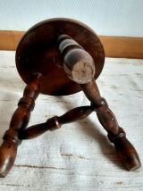 Tabouret de traite tripode vintage 