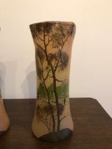 Vases anciens en verre émaillé dans le goût Legras