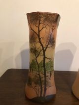 Vases anciens en verre émaillé dans le goût Legras
