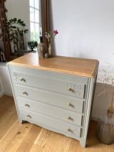 Commode vintage