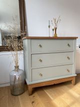 Commode vintage