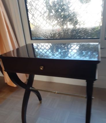 table de chevet en bois verni