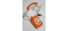 Lampe à poser recyclage téléphone vintage à cadran de 1982 