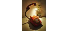 Lampe à poser recyclage téléphone vintage à cadran de 1982 