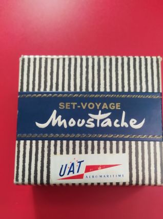 Ancien set de voyage Moustache