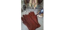 Paire de gants en cuir 