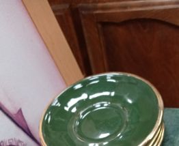 4 tasses bistrot vert empire liseré doré+5 sous tasses