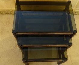 Table gigogne en rotin et verre fumé par 3 pcs