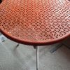 Table plastique orange