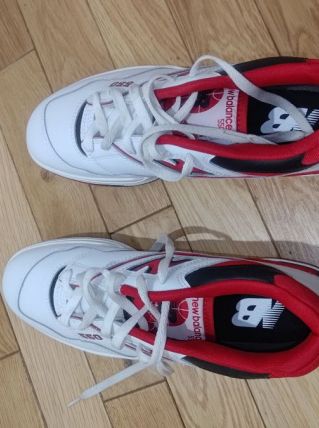 New Balance 550 rouges &amp; blanches neuves