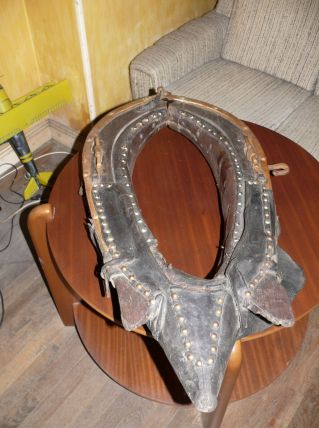 collier de trait pour cheval ( ancien )