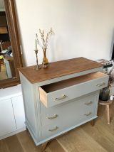 Commode vintage