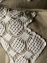 2 coussins style Shabby lin et dentelle ancienne 