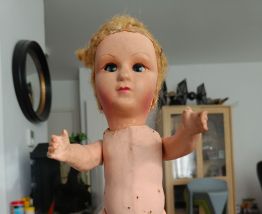 Ancienne poupée 