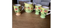 Pichet et 3 mugs peint main vintage 