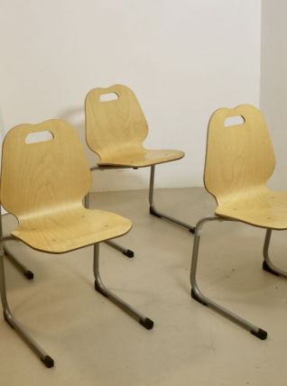 Lot de 4 chaises de cantine vintage. Année 90, Réf martina