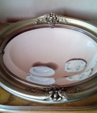Joli miroir biseauté cadre bois massif sculpté doré, vintage