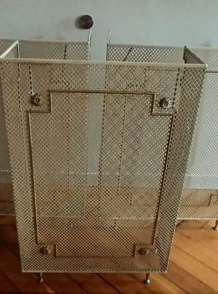 Trois consoles cache radiateur. Années 50