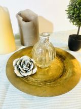 Flacon en verre avec liseré en argent vintage et sa fleur en