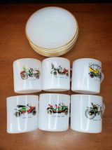 Service de 6 tasses à café et soucoupes, voitures anciennes