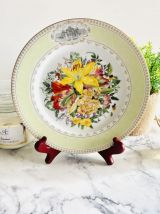 Assiette en porcelaine du château d’Anet «  Bouquet Diane » 