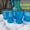 Carafe vintage en verre bleu