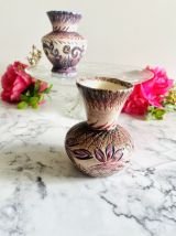 Deux petits vases en faïence de Rochefort -en-Terre signé Le