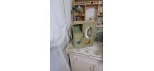 Armoire de poupée patinée vintage 